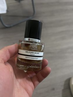 Velours Boisé Parfum Fath's Essentials ( Discontinued Fragrance)