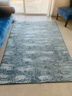 Muti Color Rug Dark Blues And Grays Are The Colors 
