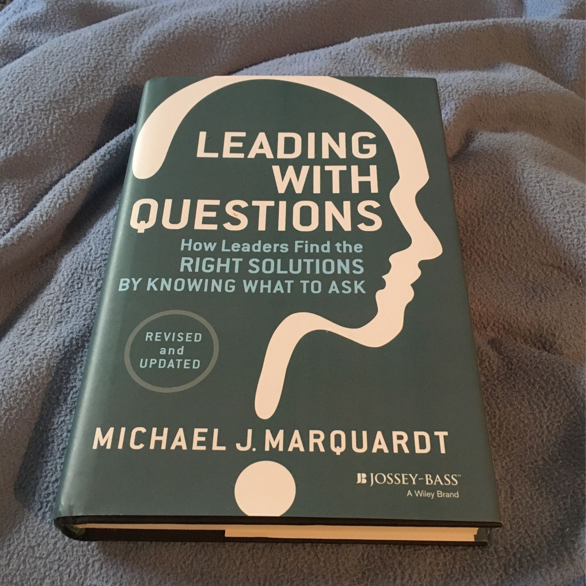 LEADING WITH QUESTIONS - BOOK