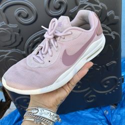 Woman’s Nike $8