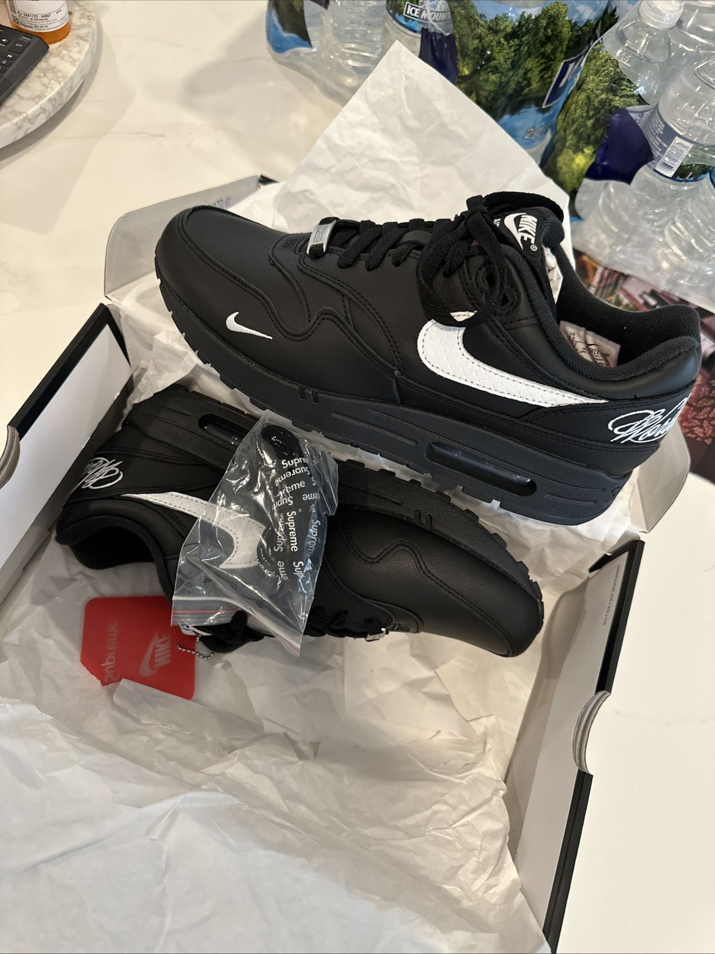 Nike Supreme x Air Max 1 '87 SP 9.5