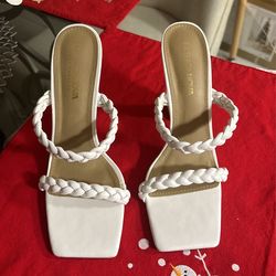 Fashion Nova Size 7 Heels