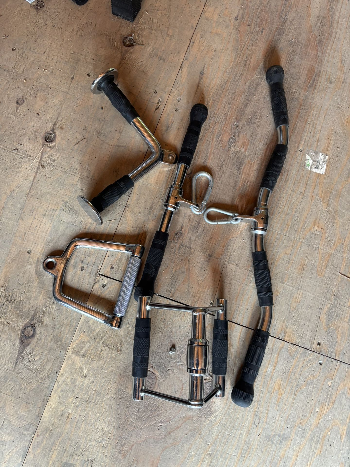 Lat Pull Down Attachment