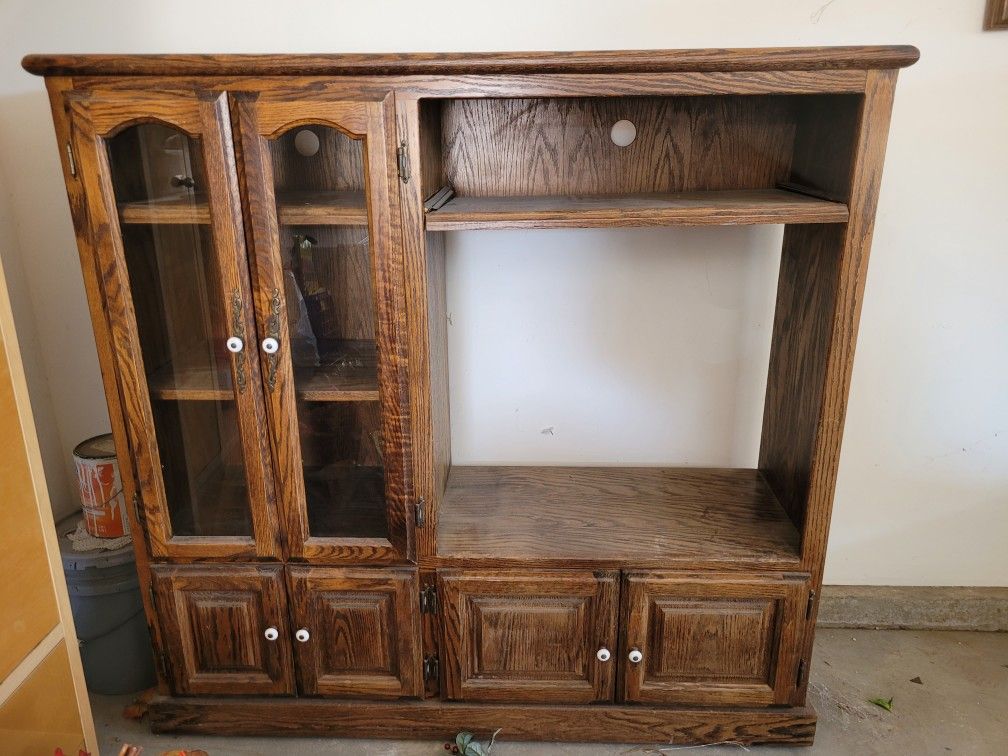 Real Oak Entertainment Center