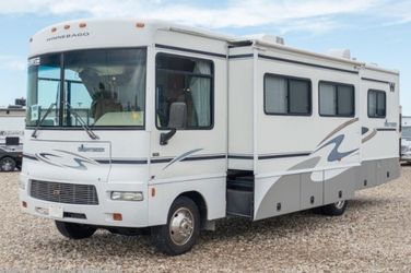2004 Chevy Winnebago sightseer