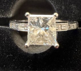 14K White Gold Diamond Ring-Size 6