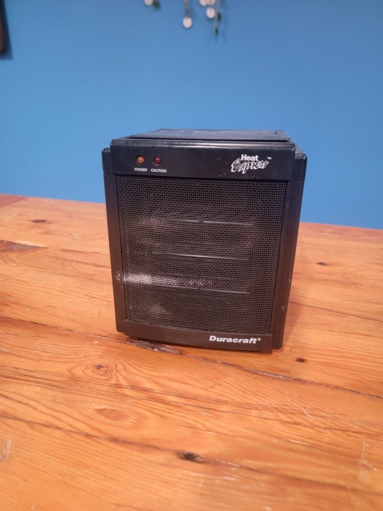 Duracraft CZ-308 Heat Express Tabletop / Desk Air Space Heater