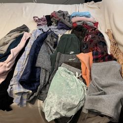 Women’s clothing bundle