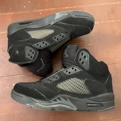 Jordan 5 Black Cats No Insoles And No Laces