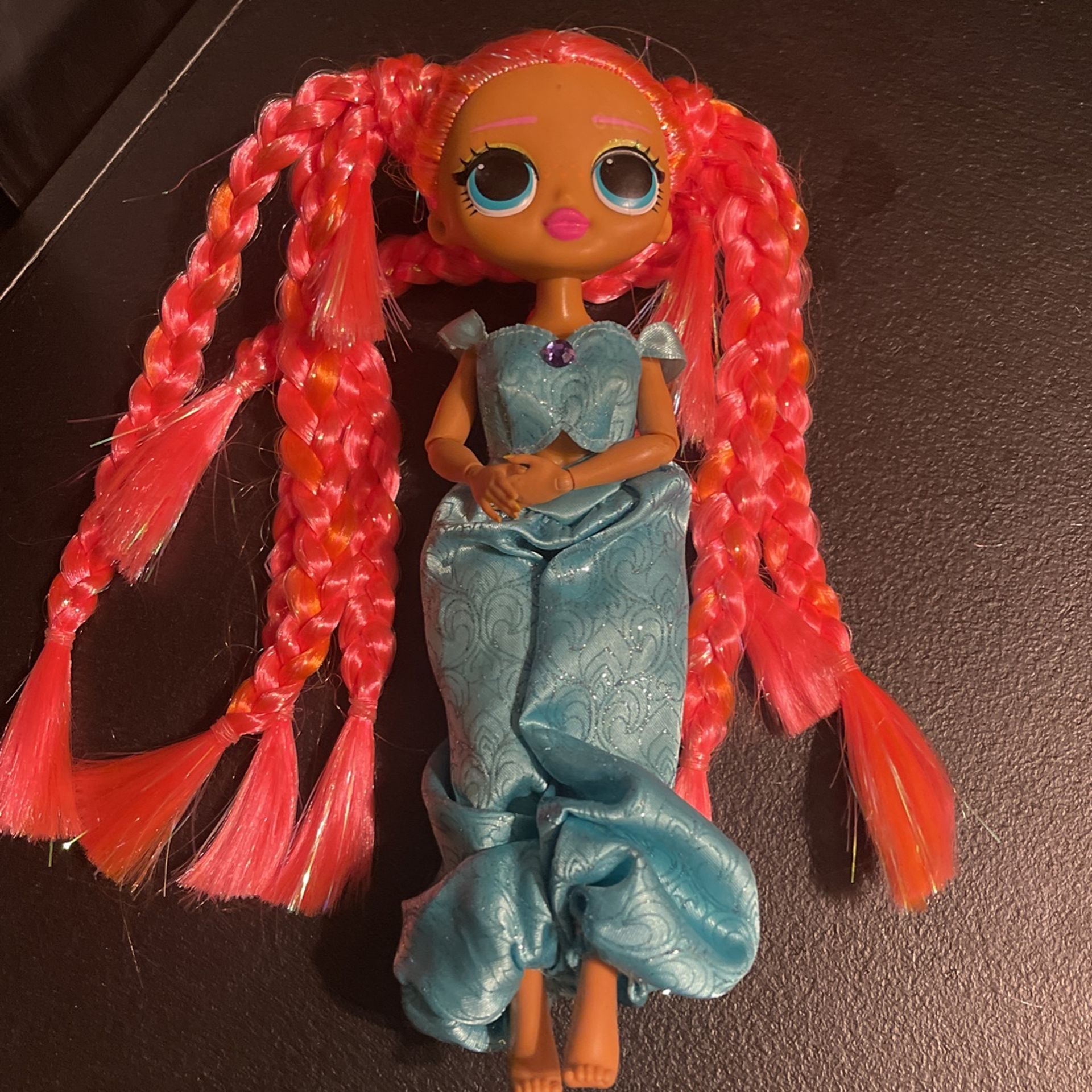 Lol O.M.G Surprise Dolls