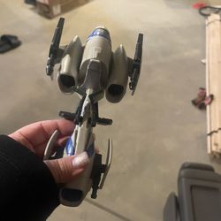 Star Wars themed toy spaceship in good condition