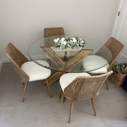 Round Glass Dining Table with 4 Wicker