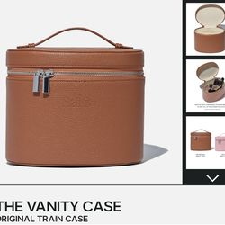 SAIE Vanity Case and Glowy Super Gel