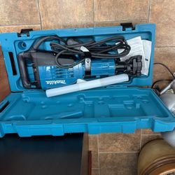 Makita Demolition Hammer