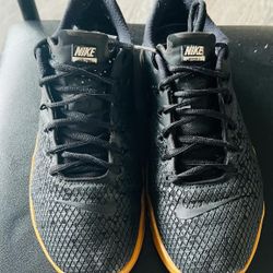 Nike Metcon 4 Women's Crossfit Athletic Training Shoes BV2052-002 Black Sz 10