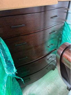 Dresser bedroom sets
