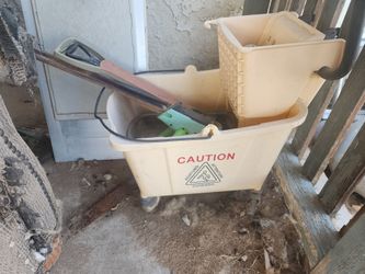 Commercial Mop Bucket with Wringer on Wheels