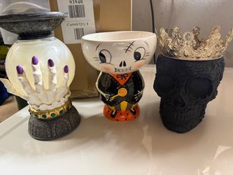 Halloween decor