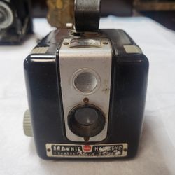 Vintage Antique Kodak Brownie Hawkeye Camera Flash Model Art Deco Cube