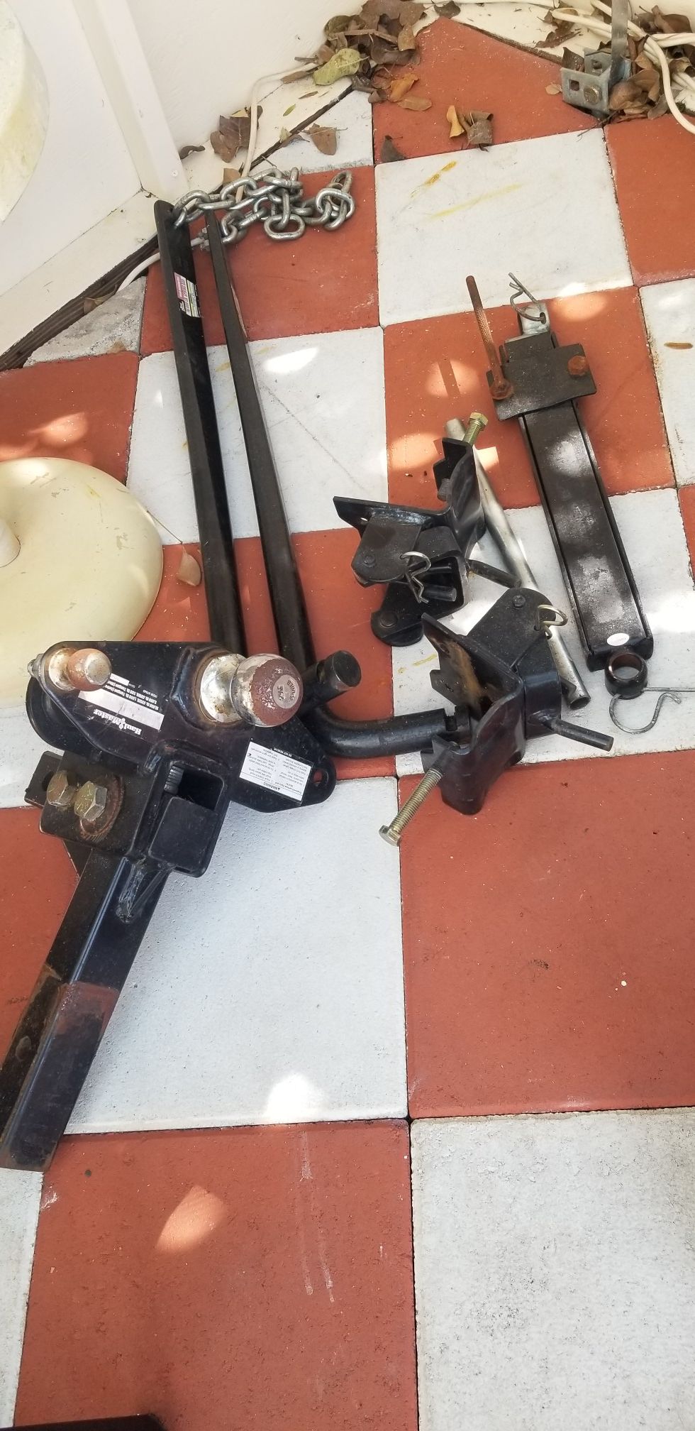 LoadLeveling Trailer Hitch (medium weight) for Sale in Fort Lauderdale