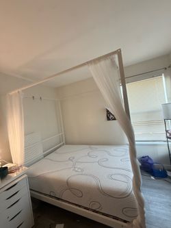 Bed and mattress