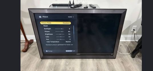 Sony 55" flat screen tv works perfectly with remote