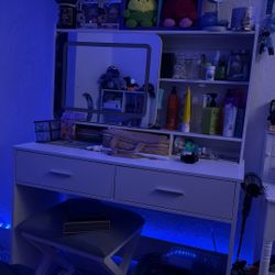 LED Vanity Makeup Desk