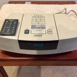 Bose Wave AWRC-1G Stereos Radio And CD Player