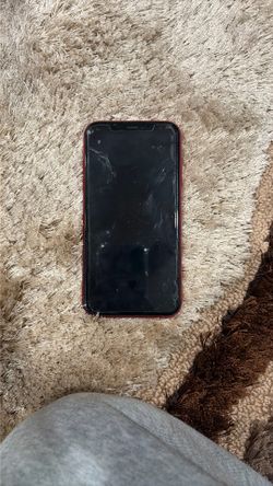 Red iPhone Xr 256gb