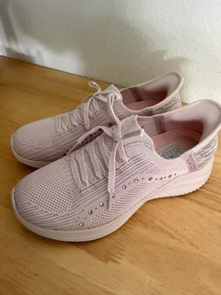 Brand new sketchers shoes size 5