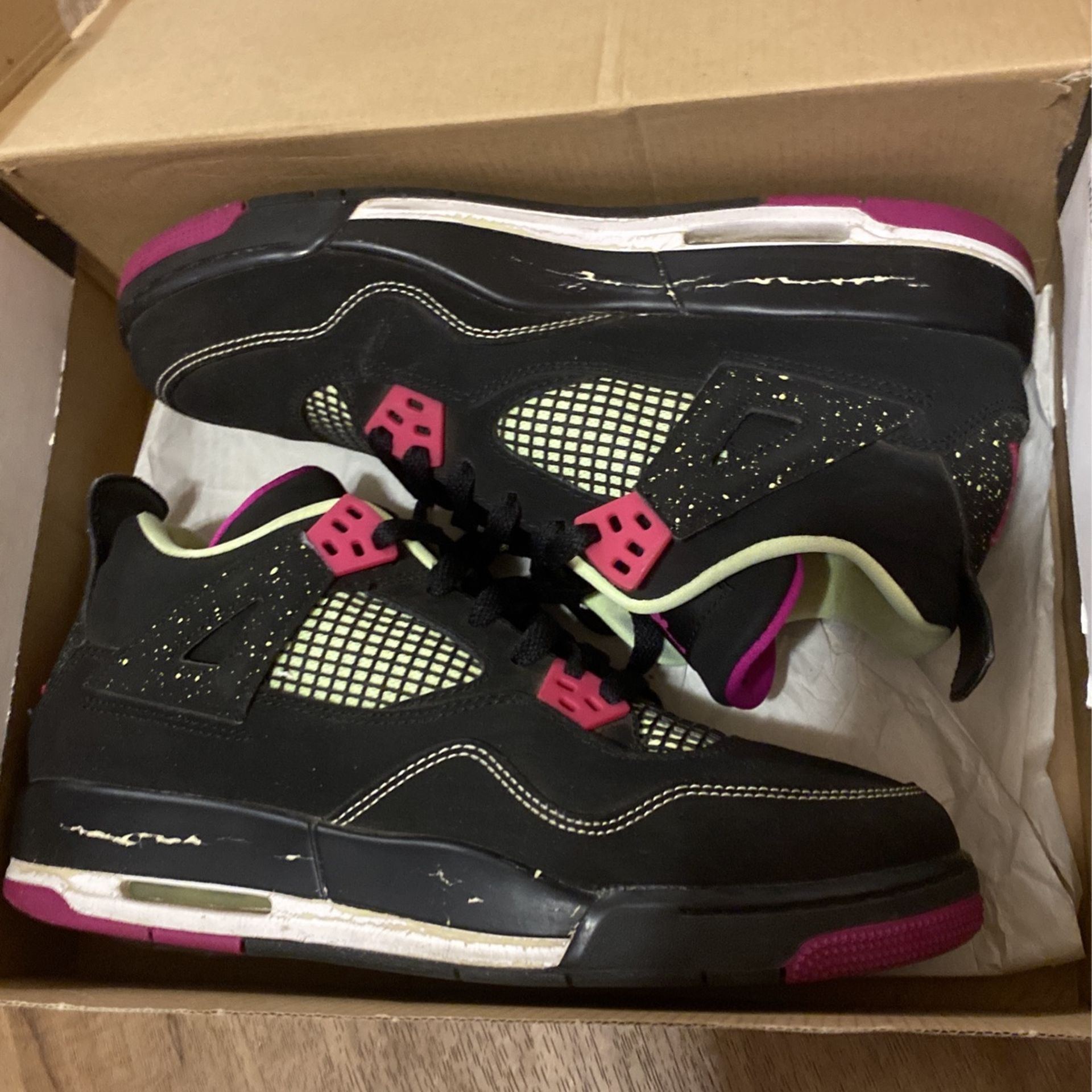 Air Jordan 4 Retro 30th GG Fuchsia