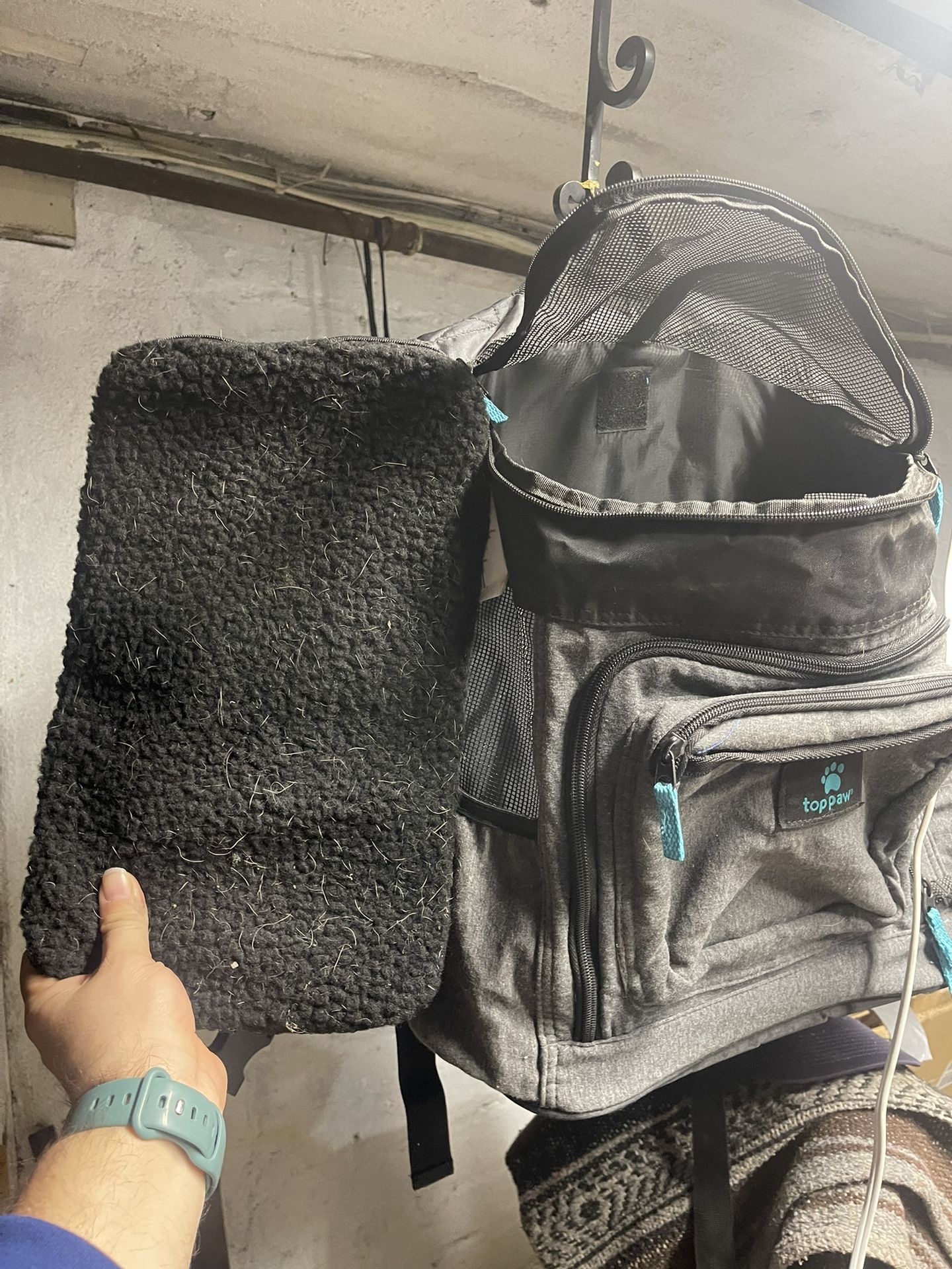Top Paw Dog Carrier/Backpack