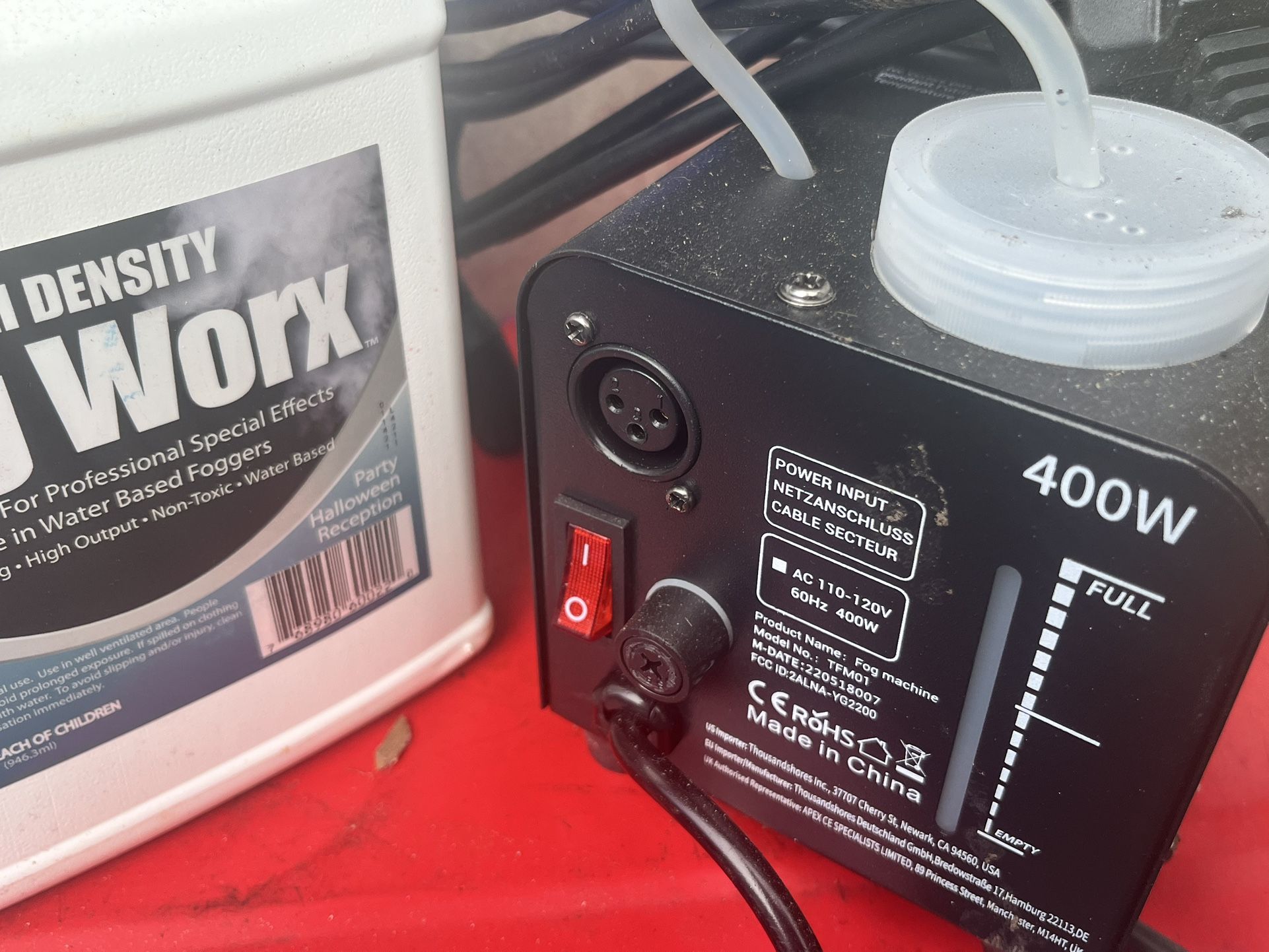 Fog machine with fog liquid