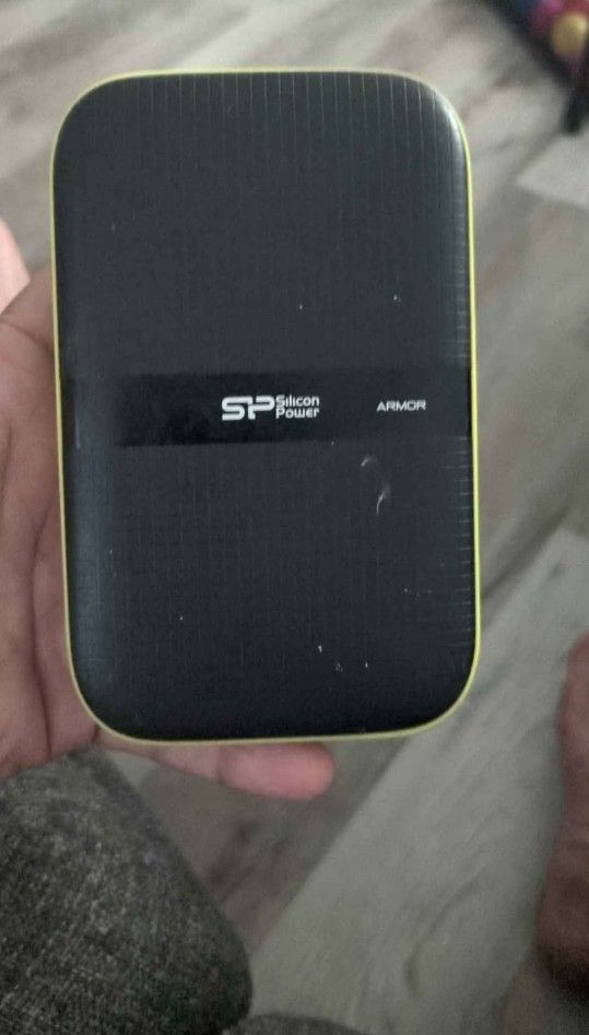 2 TB Silicone Power Armor Hard Drive