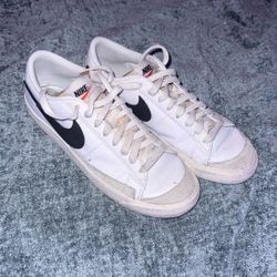 Nike Blazer Low ‘77 Vintage White + Black Men’s Size 9