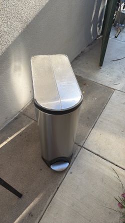 Trash can
