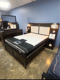 Furniture bedroom set