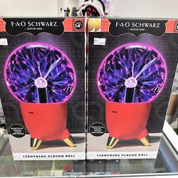 FAO SCHWARZ Lightning Plasma Ball
