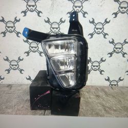 2016-2018 Kia Optima Left Side LED Fog Light Aftermarket OEM 
