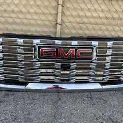 2024-2026 GMC SIERRA 2500 FRONT GRILLE 2500 W/ CAMERA OEM 