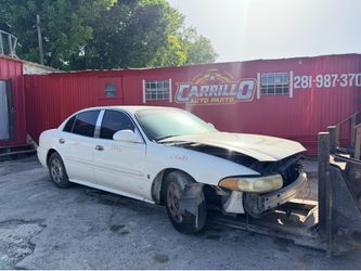 2004 BUICK LESABRE IN FOR PARTS!