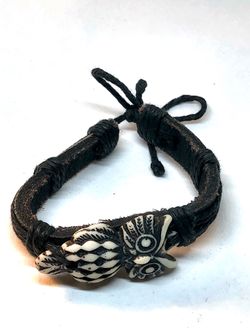 Genuine leather bracelet with Owl made of carved bovan bone