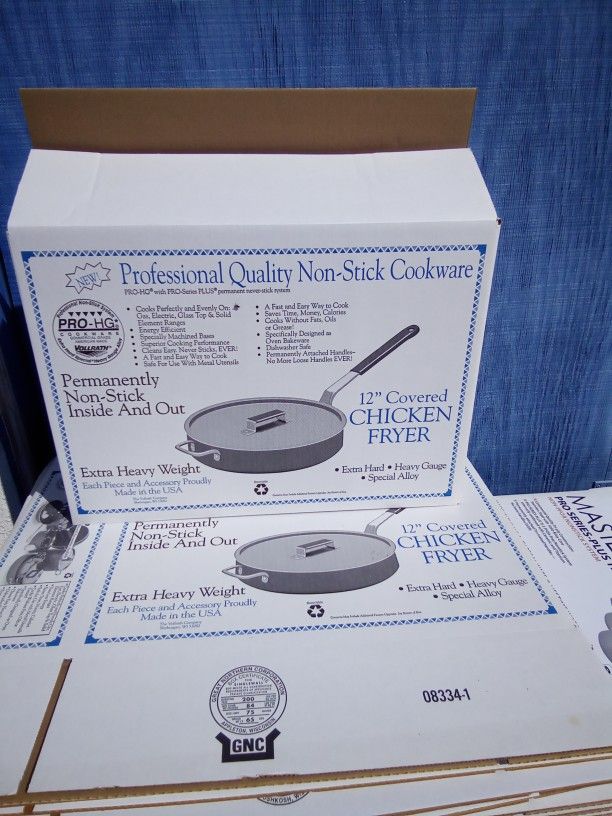 New Shipping Boxes 22" X 16" X 5.75" ECT 32 25 Boxes 18.00. for Sale