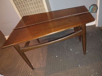 Mid century coffee table. (Rare shape)