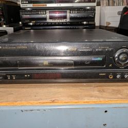 Pioneer CLD-D504 TURNS ON NO REMOTE