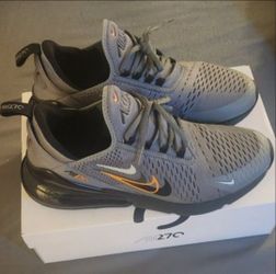 Nike gray 270 sneakers