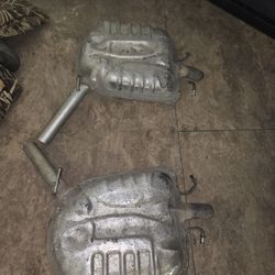 2005 Cadillac CTS Stock Mufflers