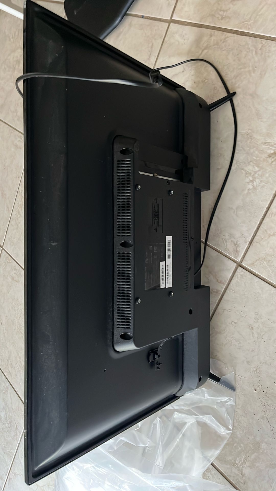 Tv 32” Roku Smart Tv