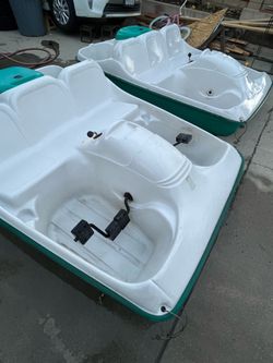 (2) Paddle boats