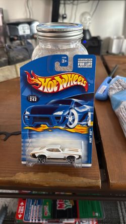 2000 Hot Wheels Mainline/Collector #242 OLDS 442 White w/Chrome PR5 Sp Variation